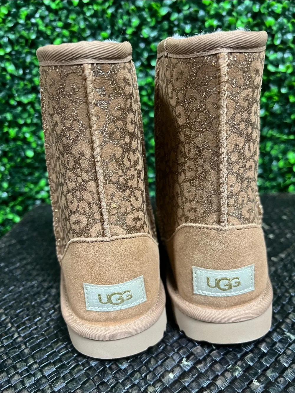 UGG | Kids’ Classic II - Glitter Leopard Boots